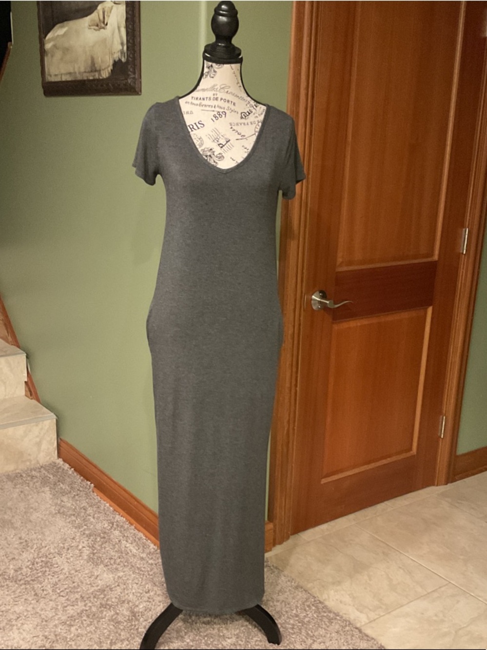 Olivia Rae Short-Sleeve V-Neck Maxi Dress - Charcoal Gray, Size S